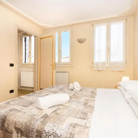 Ca' Dei Mercanti By Sarlux *