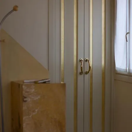 Ca' Dei Mercanti Apartman *