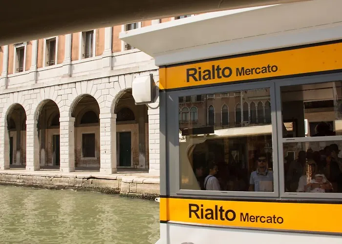 Ca' Dei Mercanti Apartment *